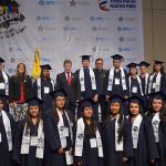 El Presidente Santos con graduandos del Sena, pertenecientes al programa ‘Jóvenes en Acción’

Bogotá - 6 de mayo. Foto: Juan Pablo Bello - SIG