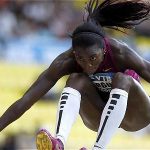 La atleta colombiana ganó medalla de oro con un salto que registró 14,87 metros.