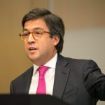 Luis Alberto Moreno relecto presidente del BID