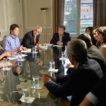 El Presidente Juan Manuel Santos se reunió este martes con el Alcalde Mayor de Bogotá, Enrique Peñalosa, para dialogar en torno del ahorro de energía en la capital de la República.