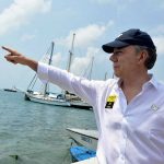 “La soberanía la defendemos hasta la muerte y hasta el último centímetro”, afirmó el Presidente Juan Manuel Santos a su llegada a San Andrés Islas, donde se reunió con autoridades civiles y líderes de la comunidad.