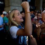 Lilian Tintori pide más contundencia a Santos sobre Venezuela