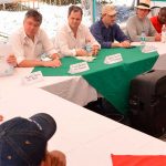 Tras visita a zona veredal de Vigía del Fuerte, Gobierno anuncia inversiones en salud, deporte y recursos para proyectos de la comunidad