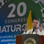 “Colombia respalda la acción que tomó ayer Estados Unidos, siempre y cuando siempre se haga dentro del derecho internacional”, manifestó el Presidente Juan Manuel Santos al intervenir en el Congreso de Naturgás.