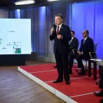 El Presidente Juan Manuel Santos anunció un gran descubrimiento de gas frente a las costas el Mar Caribe colombiano. Lo acompañan el Ministro de Minas, Germán Arce y el Presidente de Ecopetrol, Juan Carlos Echeverry.