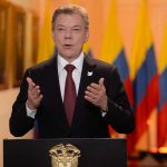 “Vamos a seguir avanzando. Nuestra economía va a seguir creciendo. El empleo va a crecer. Las oportunidades también”, dijo esta noche el Presidente Santos al advertir que Colombia dejó atrás la tormenta que afectó la economía.