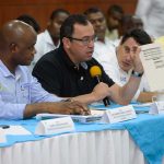 El Secretario General de la Presidencia, Alfonso Prada, encabeza la delegación de funcionarios de alto rango del Gobierno desplazados al Chocó para dialogar con la comunidad y encontrar soluciones a sus requerimientos.