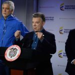 Al término del Consejo de Seguridad de este domingo en la Casa de Nariño, el Presidente Santos ofreció una recompensa de 100 millones de pesos a quienes suministren información que permita capturar a los responsables del atentado perpetrado en Bogotá.