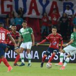En un partido con altibajos en la intensidad a lo largo de sus 90 minutos, 'El Poderoso' y 'Los Azucareros' igualaron, por 1-1, en el estadio Atanasio Girardot, por la ida de la semifinal de la Copa Colombia.