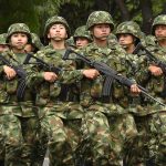 Jóvenes integrantes del Ejército Nacional marcharon este viernes 20 de Julio en el Desfile Militar de la fiesta de la Independencia Nacional, en la capital de la República.