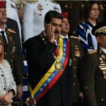 Nicolás Maduro segundos antes del incidente.