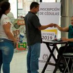 Los extranjeros pueden votar en Colombia por Alcalde, Concejo Municipal y Juntas Administradoras Locales.