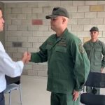 Militares desertores juran lealtad ante Juan Guaidó