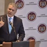 No se puede limitar el uso de las herramientas para combatir el narcotráfico, que amenaza y puede afectar la capacidad del Estado de proteger la integridad territorial y los derechos de muchos colombianos, dijo el Presidente en la Corte Constitucional.